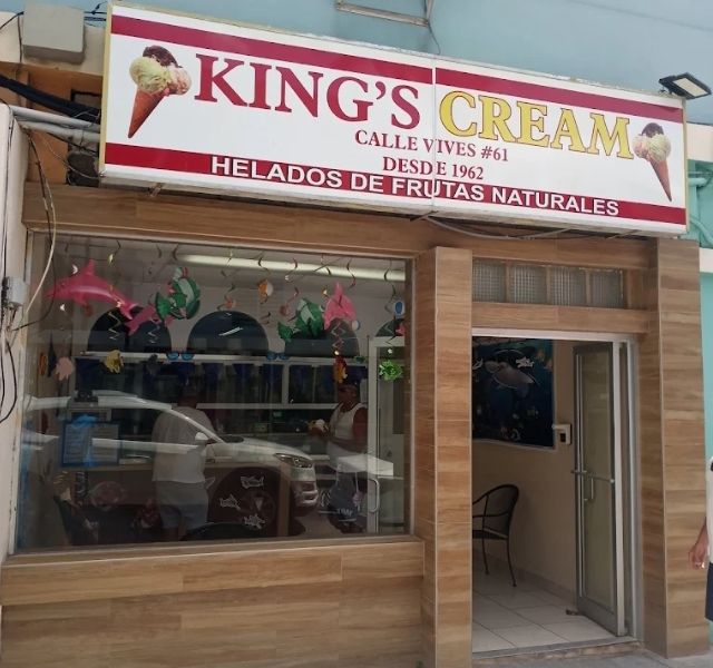Fachada de King's Cream en Calle Vives, Ponce
